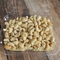 High-Quality Raw Cashew Nuts – Naturally Grown & Carefully Selected